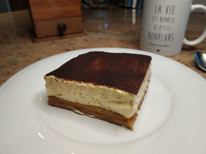 Tiramisu café